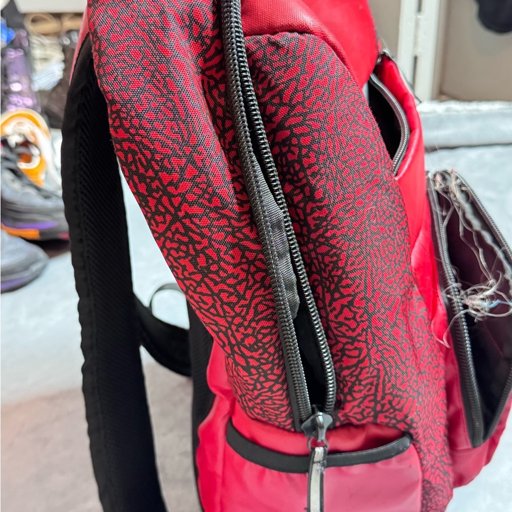 Jordan Red Back pack - Picture 4 of 8